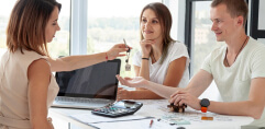 Advisor with clients